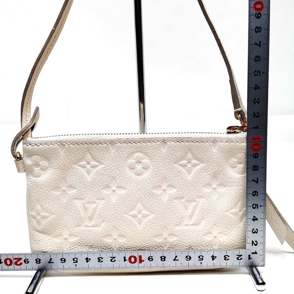 Louis Vuitton Citadine Pochette Monogram - Picture 2 of 10